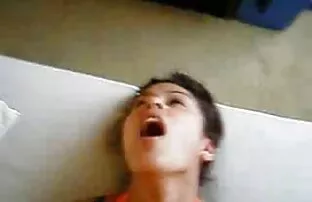 XXX Jävla knullad i svenska porn video omklädningsrummet