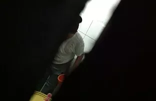 XXX Far och son dela flickan Ryssland i två delar svensk porn