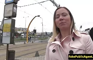 XXX Shelling hål av en berusad svensk vintage sex tjej med en penis,