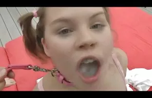 XXX Office boss på bordet svenska porn video