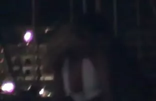 XXX Den här killen har sin tjej free svensk porn i varje hål