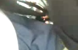 XXX En kvinna upptagen på en piska, som är i svenska xxx kameran