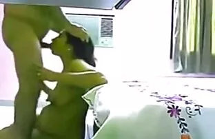 XXX Jungfrun för en rolig svensk porn tube vän